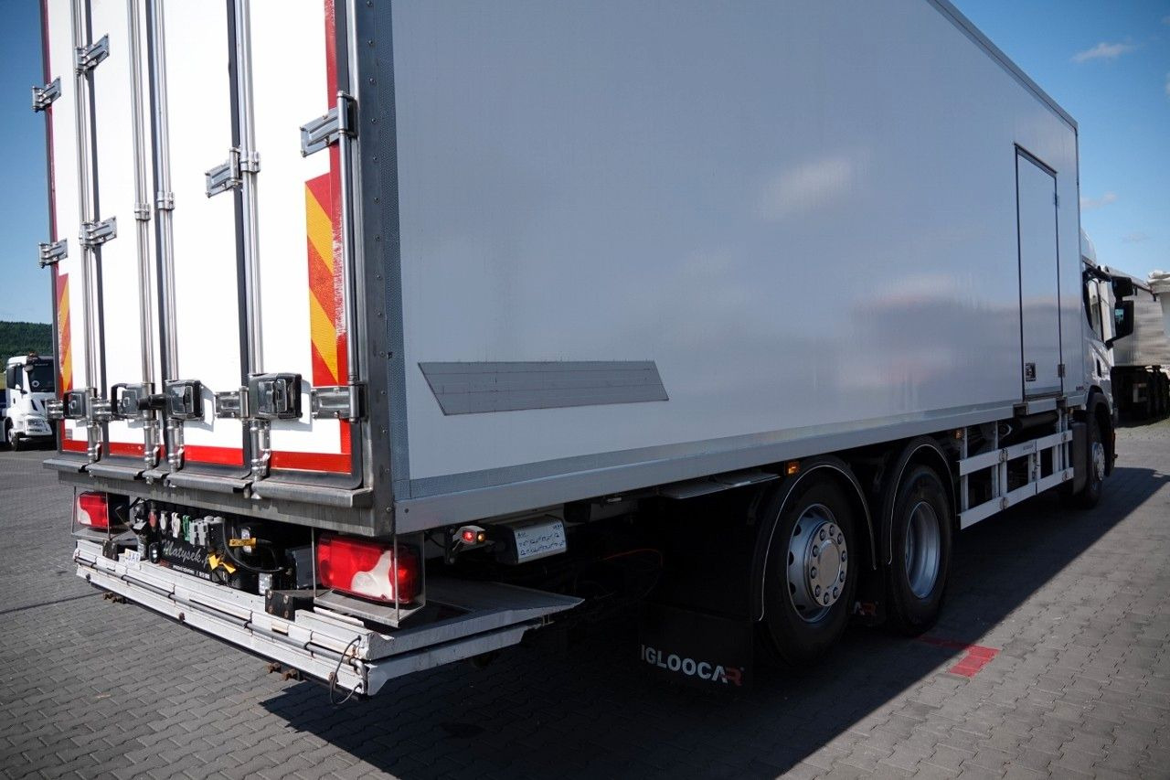 Scania P 410 / 6X2 /CHŁODNIA / SLÓWKA / Agregat THERMO - Hűtős teherautó: 5 kép. Scania P 410 / 6X2 /CHŁODNIA / SLÓWKA / Agregat THERMO - Hűtős teherautó: 5 kép.
