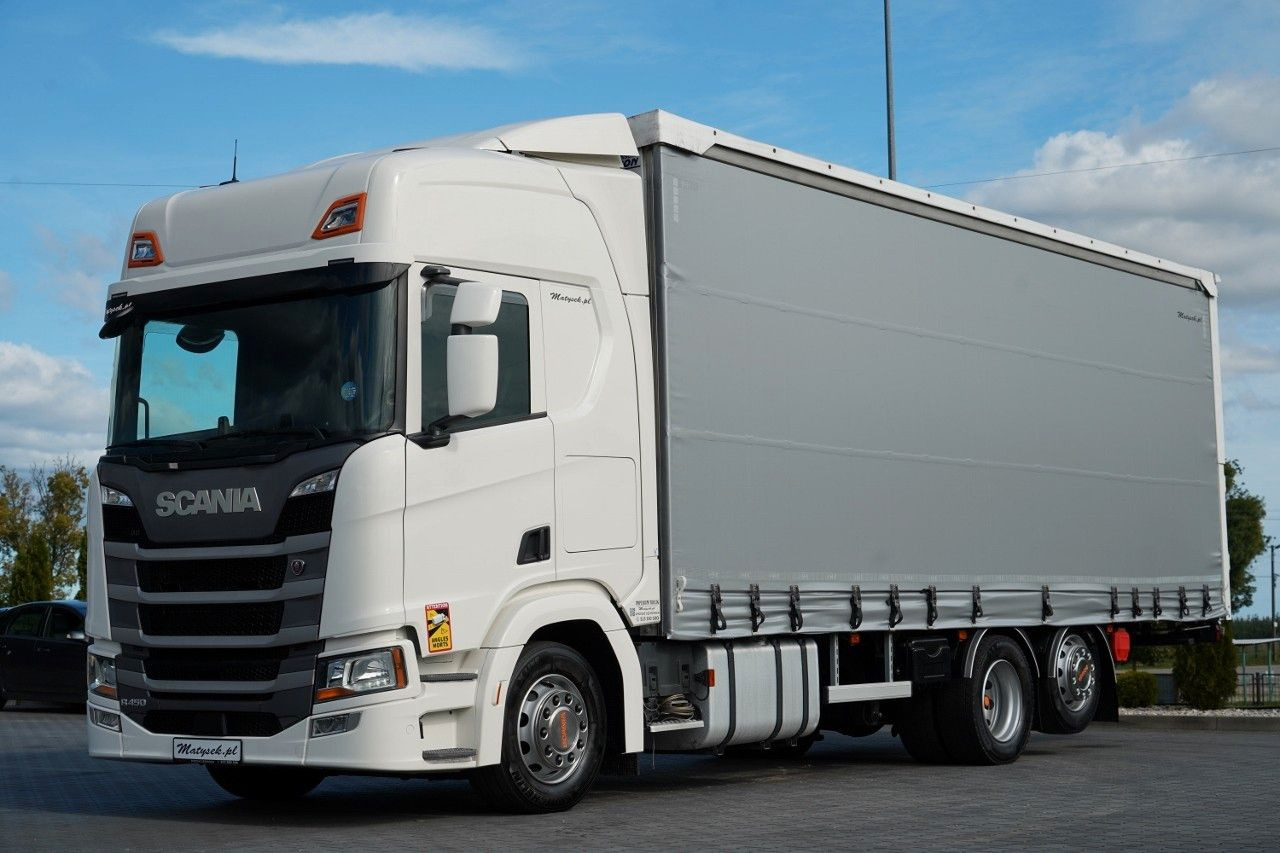 Scania R 450 / MEGA / 6x2 / FIRANKA - 8,2 m / SOLÓWKA / - Ponyvás teherautó: 1 kép. Scania R 450 / MEGA / 6x2 / FIRANKA - 8,2 m / SOLÓWKA / - Ponyvás teherautó: 1 kép.