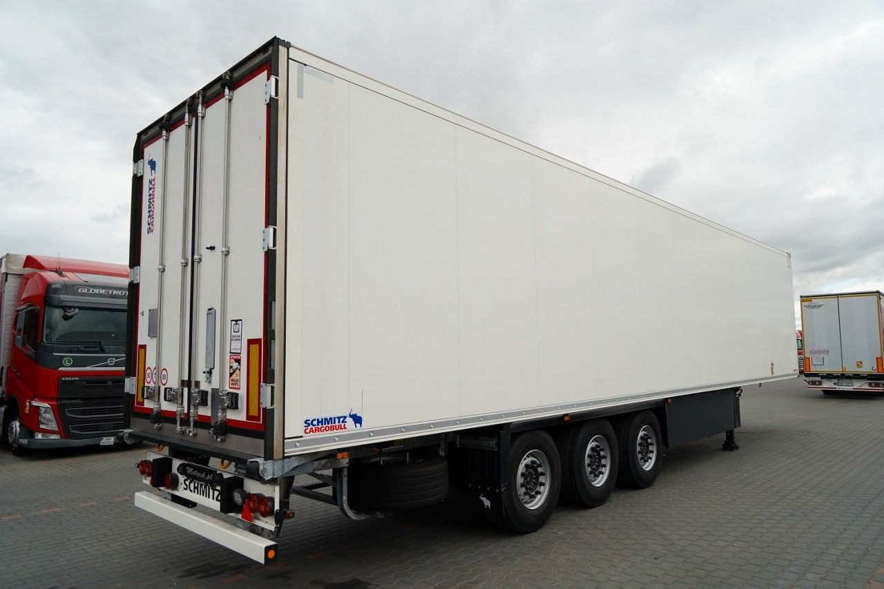 Schmitz Cargobull CHŁODNIA / THERMO KING SLX 300 / DOPPELSTOCK / 2 - Félpótkocsi hűtős: 4 kép. Schmitz Cargobull CHŁODNIA / THERMO KING SLX 300 / DOPPELSTOCK / 2 - Félpótkocsi hűtős: 4 kép.