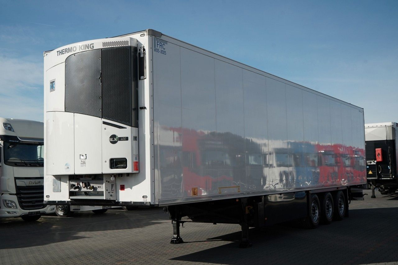 Schmitz Cargobull CHŁODNIA / THERMO KING SLX 400 / HAKÓWKA / OŚ PO - Félpótkocsi hűtős: 3 kép. Schmitz Cargobull CHŁODNIA / THERMO KING SLX 400 / HAKÓWKA / OŚ PO - Félpótkocsi hűtős: 3 kép.