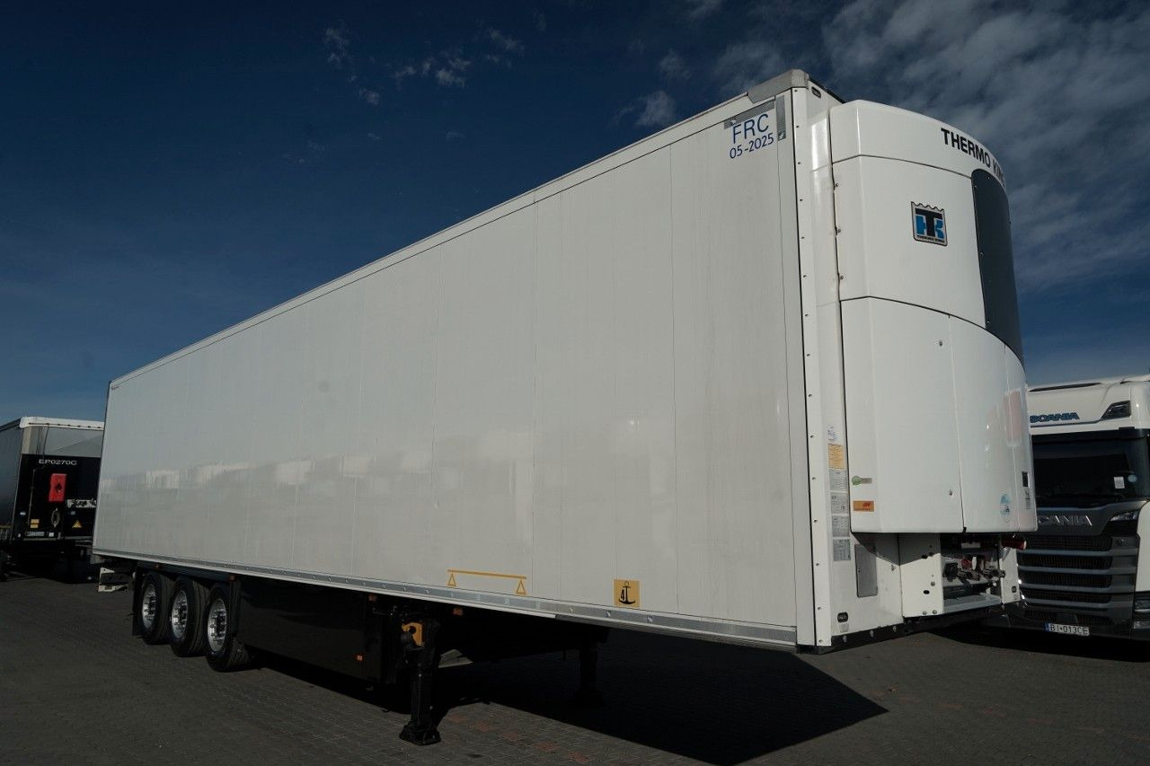Schmitz Cargobull CHŁODNIA / THERMO KING SLX 400 / HAKÓWKA / OŚ PO - Félpótkocsi hűtős: 2 kép. Schmitz Cargobull CHŁODNIA / THERMO KING SLX 400 / HAKÓWKA / OŚ PO - Félpótkocsi hűtős: 2 kép.