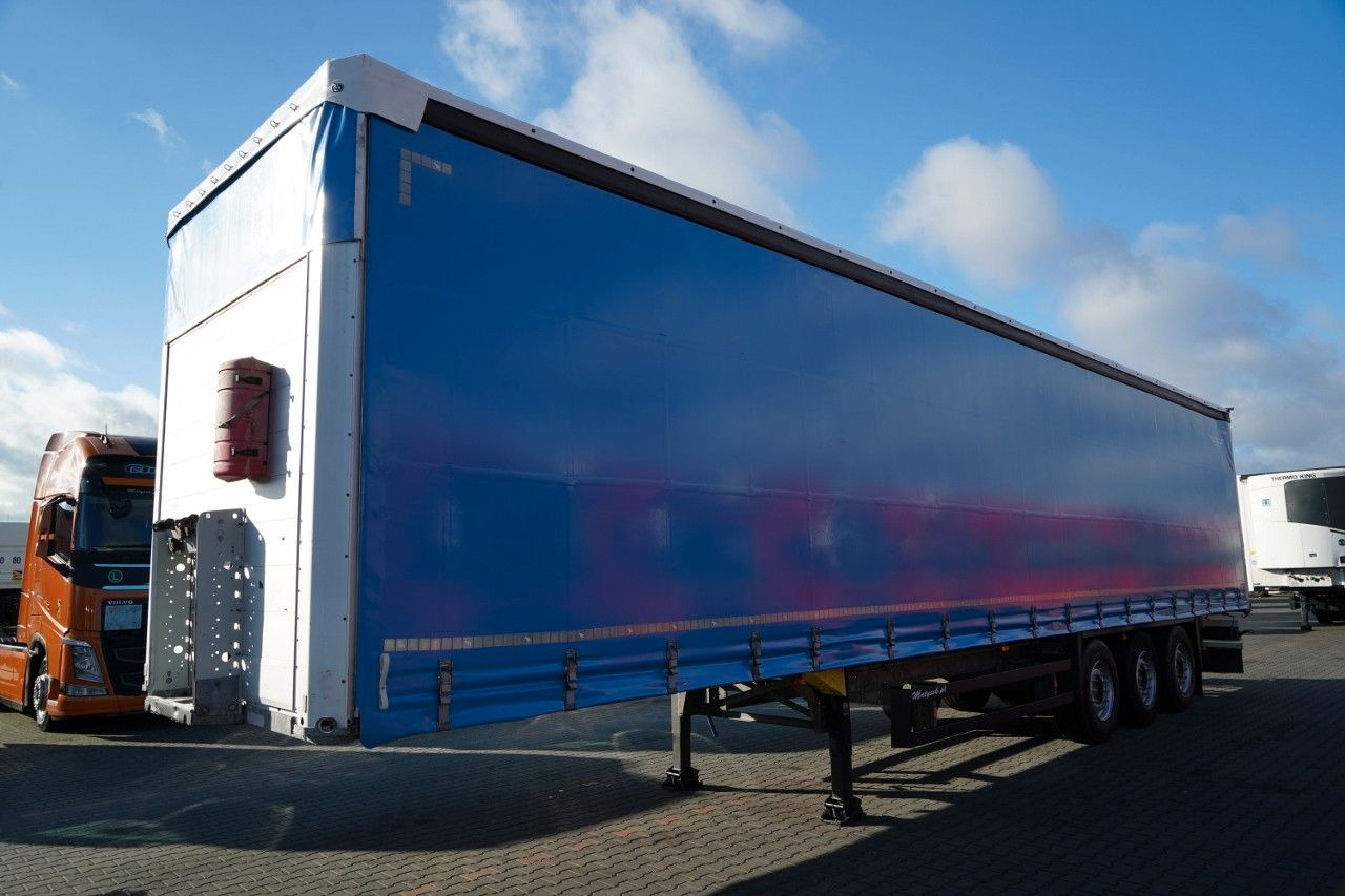 Schmitz Cargobull FIRANKA / STANDARD / 2 OSIE PODNOSZONE - Ponyvás félpótkocsi: 4 kép. Schmitz Cargobull FIRANKA / STANDARD / 2 OSIE PODNOSZONE - Ponyvás félpótkocsi: 4 kép.