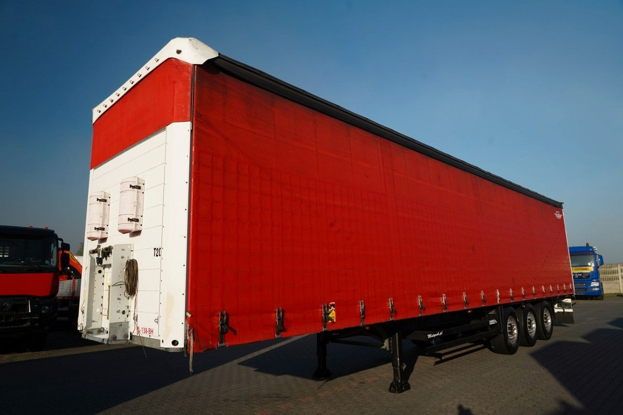 Schmitz Cargobull / FIRANKA / STANDARD / PLANDEKA ZBROJONA / SPROW - Ponyvás félpótkocsi: 2 kép. Schmitz Cargobull / FIRANKA / STANDARD / PLANDEKA ZBROJONA / SPROW - Ponyvás félpótkocsi: 2 kép.