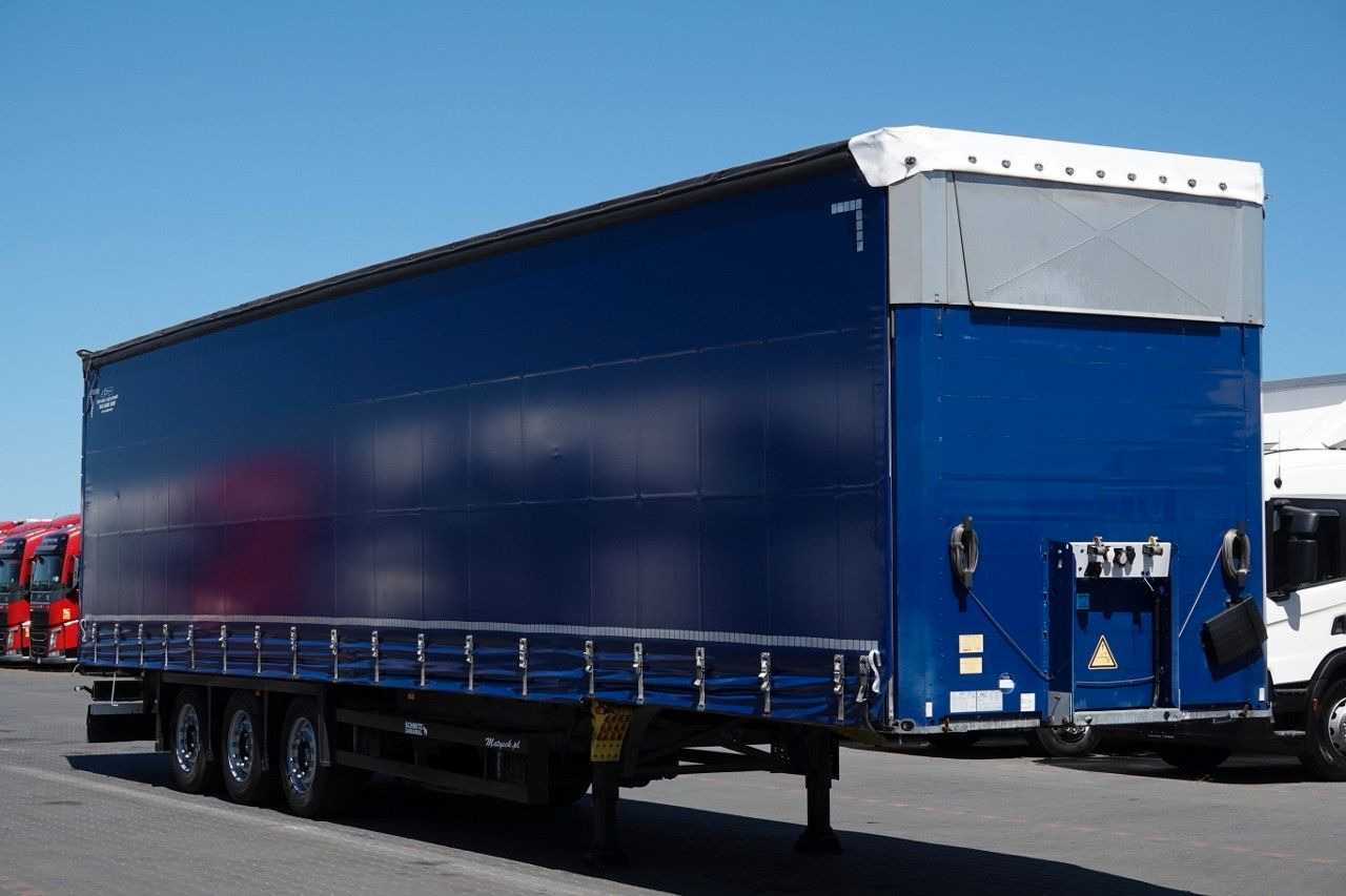 Schmitz Cargobull FIRANKA / VARIOS / 385/55 R22,5 / DACH PODNOSZON - Ponyvás félpótkocsi: 4 kép. Schmitz Cargobull FIRANKA / VARIOS / 385/55 R22,5 / DACH PODNOSZON - Ponyvás félpótkocsi: 4 kép.