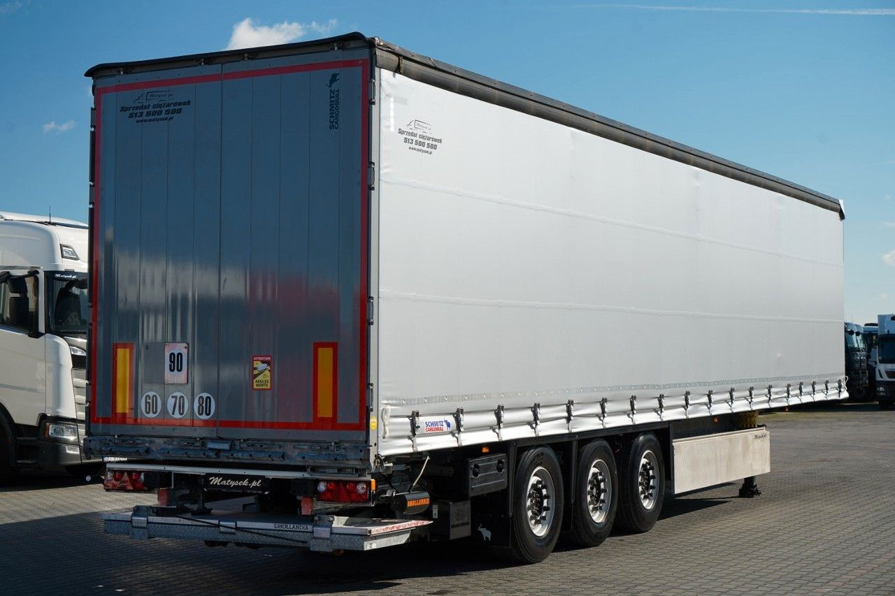 Schmitz Cargobull FIRANKA / WINDA ZAŁADOWCZA / 2x OŚ PODNOSZONA / - Ponyvás félpótkocsi: 1 kép. Schmitz Cargobull FIRANKA / WINDA ZAŁADOWCZA / 2x OŚ PODNOSZONA / - Ponyvás félpótkocsi: 1 kép.