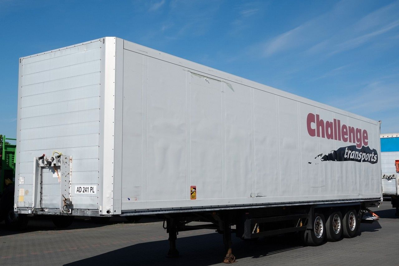 Schmitz Cargobull KONTENER KOFFER / WINDA MBB / SAF / SPROWADZONA - Félpótkocsi hűtős: 2 kép. Schmitz Cargobull KONTENER KOFFER / WINDA MBB / SAF / SPROWADZONA - Félpótkocsi hűtős: 2 kép.