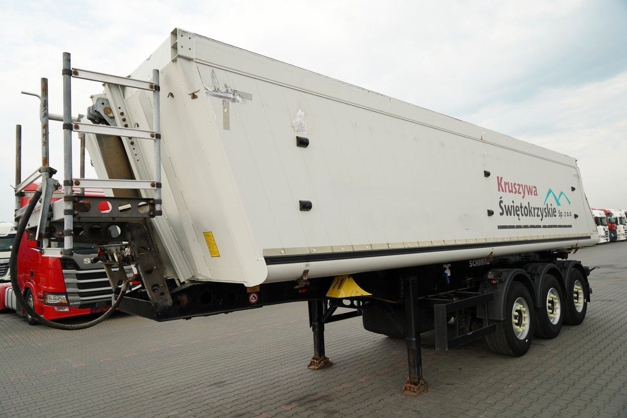 Schmitz Cargobull / WYWROTKA / ALUMINIOWA / OŚ PODNOSZONA / OSIE - Félpótkocsi billenőplatós: 4 kép. Schmitz Cargobull / WYWROTKA / ALUMINIOWA / OŚ PODNOSZONA / OSIE - Félpótkocsi billenőplatós: 4 kép.