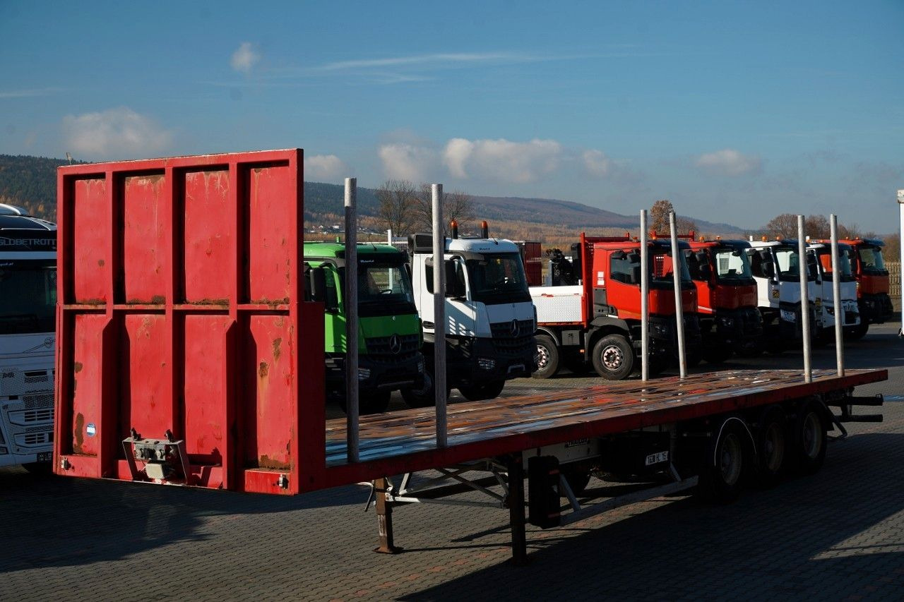 Trailor NACZEPA PLATFORMA / KŁONICE / OŚ SKRĘTNA - Platós félpótkocsi: 3 kép. Trailor NACZEPA PLATFORMA / KŁONICE / OŚ SKRĘTNA - Platós félpótkocsi: 3 kép.