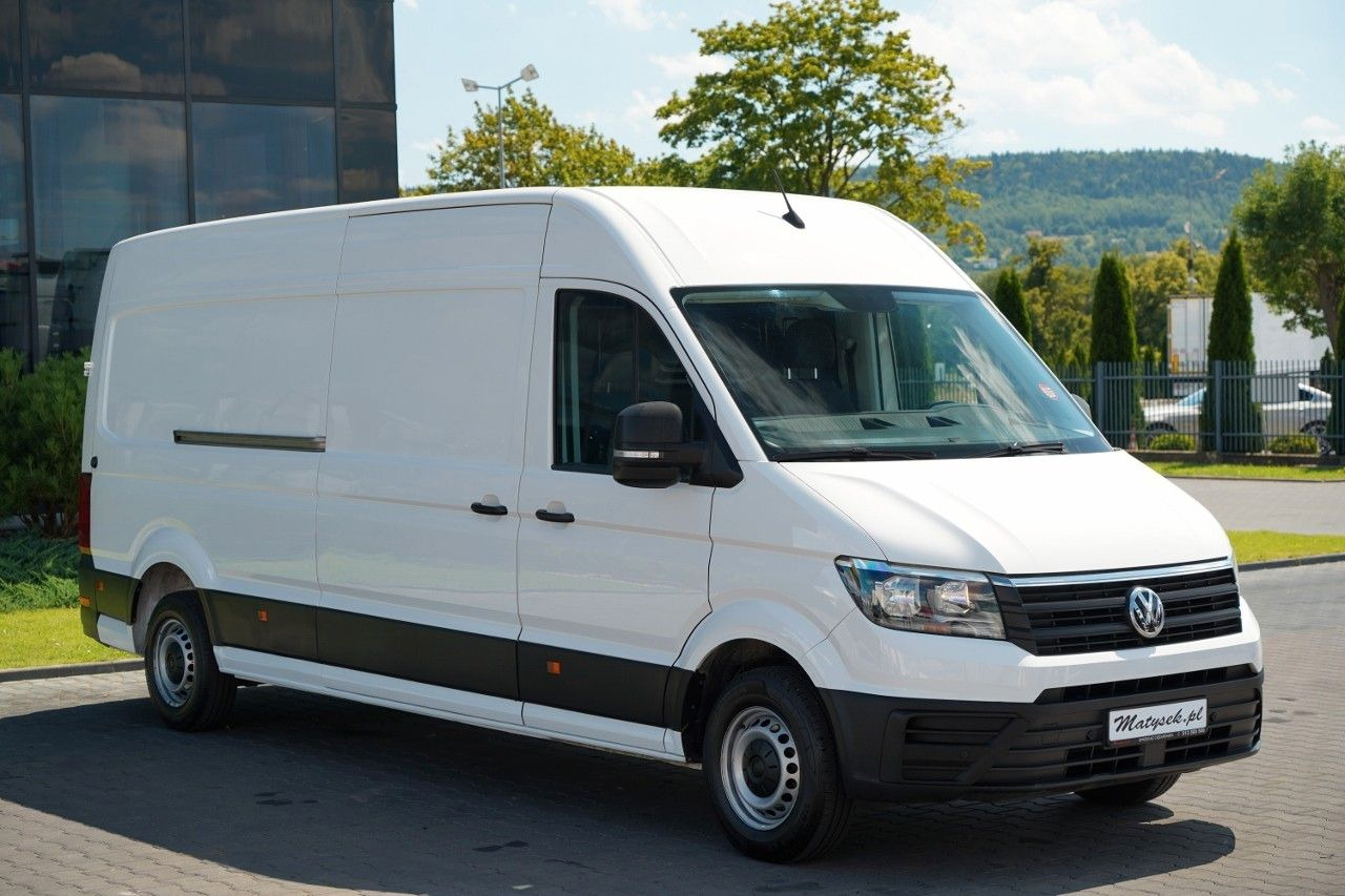 Volkswagen CRAFTER / 2.0 D / FURGON BLASZAK / NAJAZD ALUMIN - Furgon: 2 kép. Volkswagen CRAFTER / 2.0 D / FURGON BLASZAK / NAJAZD ALUMIN - Furgon: 2 kép.