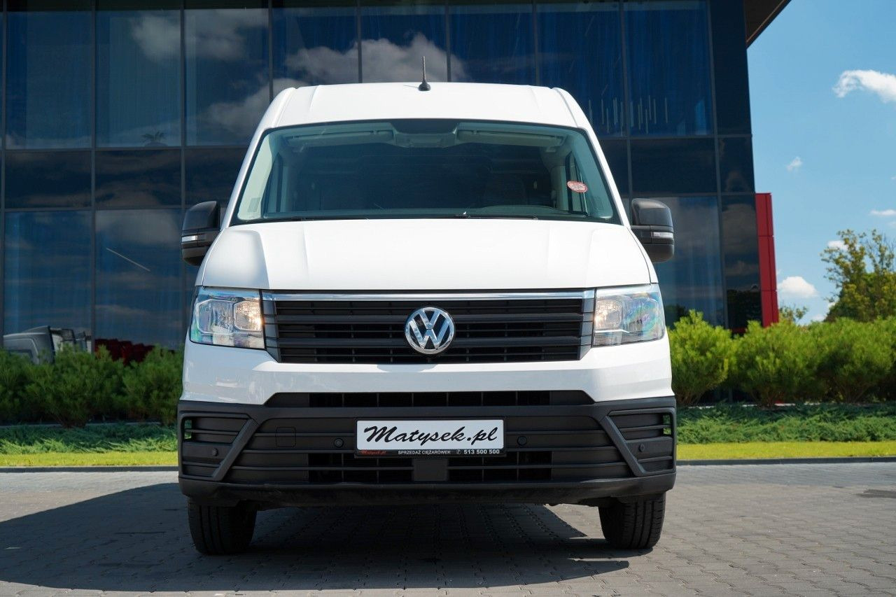 Volkswagen CRAFTER / 2.0 D / FURGON BLASZAK / NAJAZD ALUMIN - Furgon: 3 kép. Volkswagen CRAFTER / 2.0 D / FURGON BLASZAK / NAJAZD ALUMIN - Furgon: 3 kép.