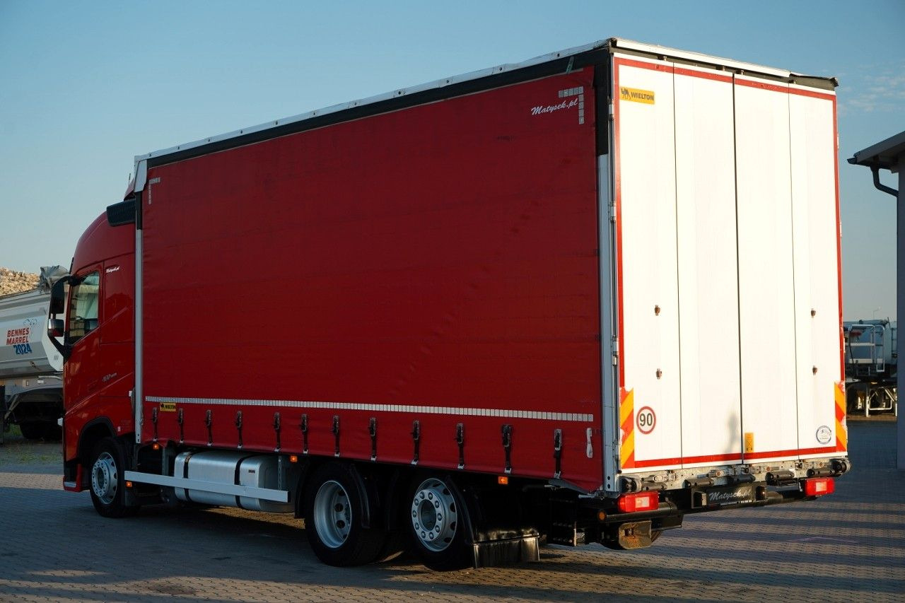 Volvo FH 460 / FIRANKA / 6x2 / PODNOSZONY DACH / I-PAR - Ponyvás teherautó: 2 kép. Volvo FH 460 / FIRANKA / 6x2 / PODNOSZONY DACH / I-PAR - Ponyvás teherautó: 2 kép.