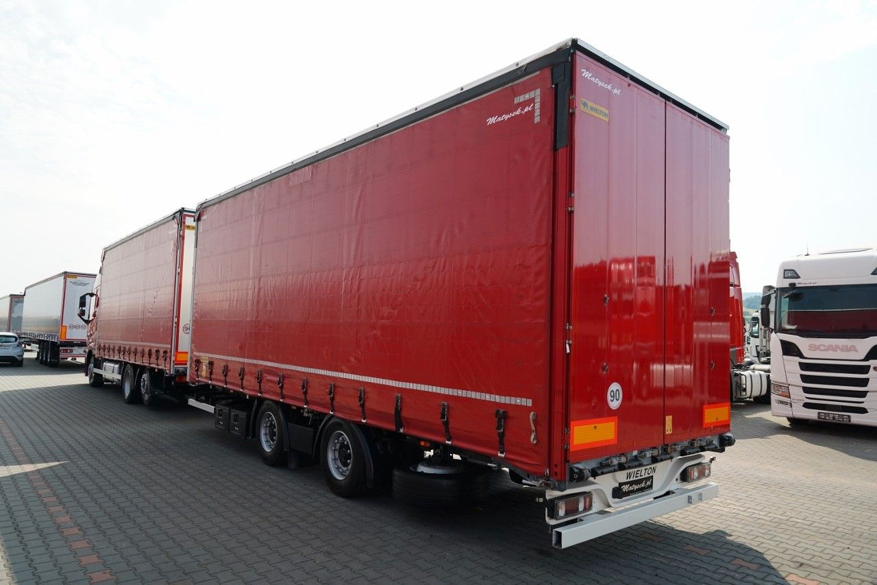 Volvo FH 460 / ZESTAW TANDEM / PRZEJAZDOWY / MEGA / I- - Ponyvás teherautó: 3 kép. Volvo FH 460 / ZESTAW TANDEM / PRZEJAZDOWY / MEGA / I- - Ponyvás teherautó: 3 kép.