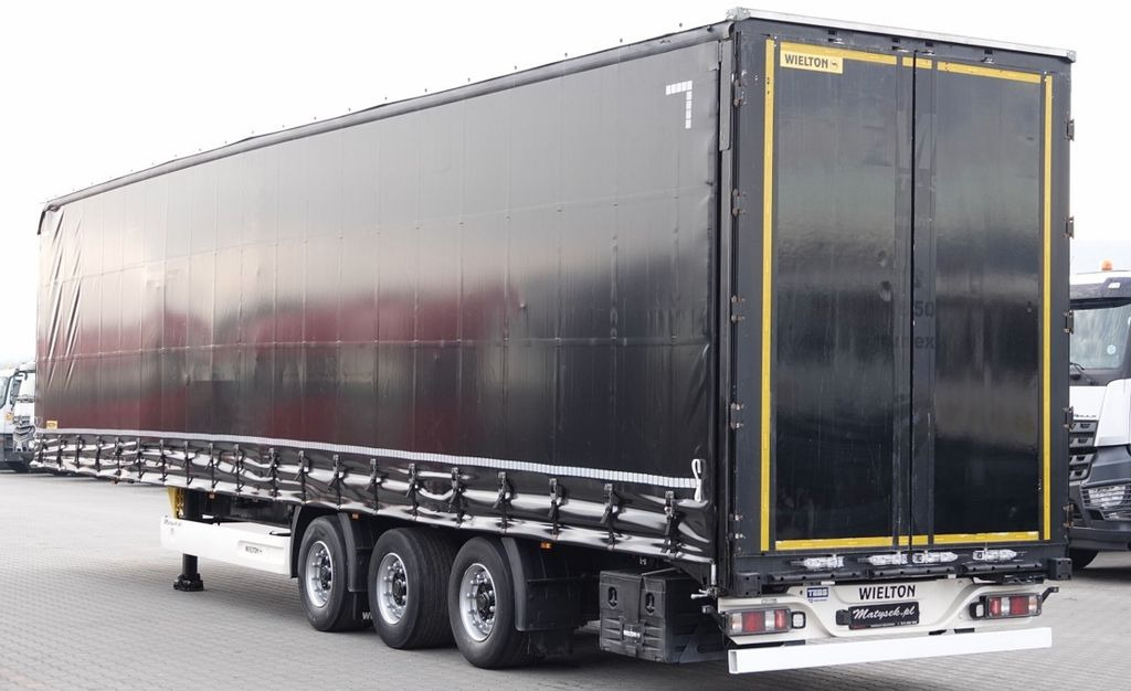 Wielton FIRANKA / MEGA / LOWDECK / OŚ PODNOSZONA / 2016 Wielton FIRANKA / MEGA / LOWDECK / OŚ PODNOSZONA / 2016 - Ponyvás félpótkocsi: 3 kép. Wielton FIRANKA / MEGA / LOWDECK / OŚ PODNOSZONA / 2016 Wielton FIRANKA / MEGA / LOWDECK / OŚ PODNOSZONA / 2016 - Ponyvás félpótkocsi: 3 kép.