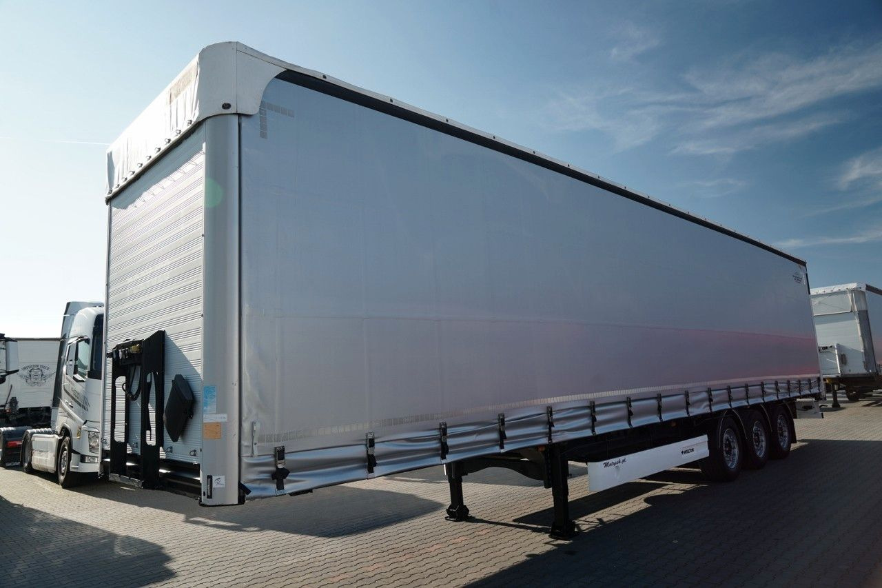 Wielton FIRANKA STANDARD / PODNOSZONY DACH / SYSTEM BDE - Ponyvás félpótkocsi: 4 kép. Wielton FIRANKA STANDARD / PODNOSZONY DACH / SYSTEM BDE - Ponyvás félpótkocsi: 4 kép.