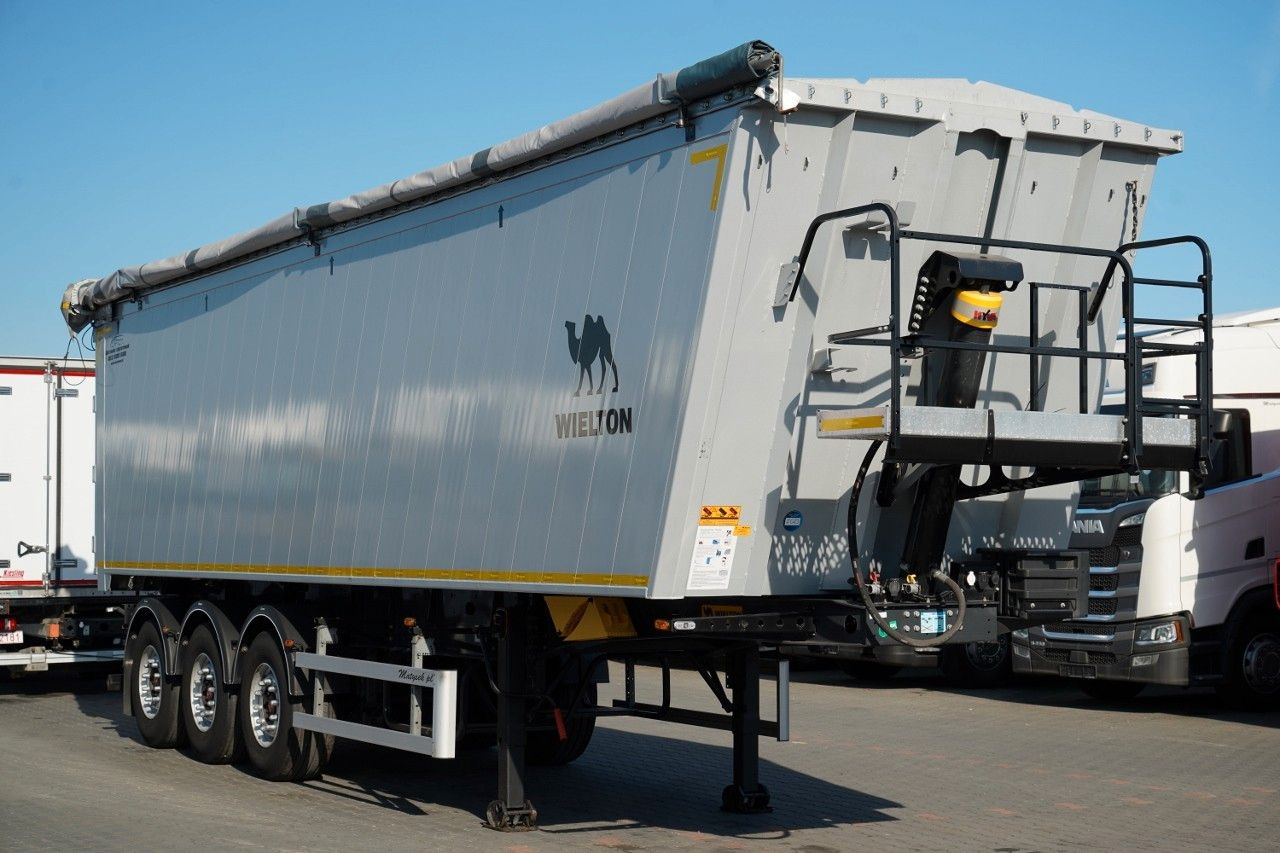 Wielton WYWROTKA 55 m3 / 2023 / MAŁO UŻYWANA / 80 TYS. K - Félpótkocsi billenőplatós: 1 kép. Wielton WYWROTKA 55 m3 / 2023 / MAŁO UŻYWANA / 80 TYS. K - Félpótkocsi billenőplatós: 1 kép.