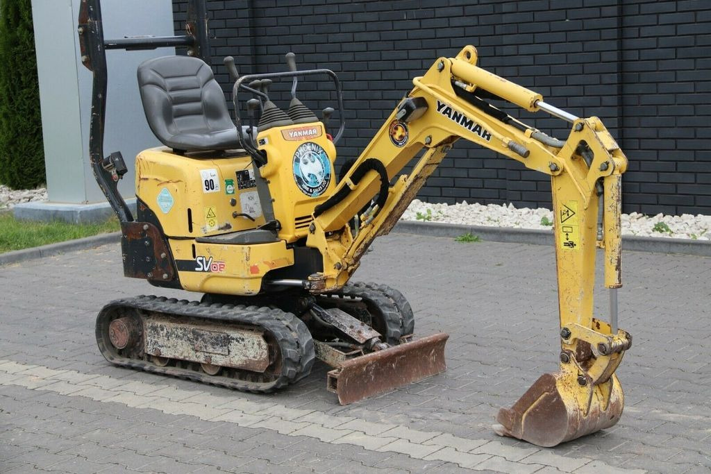 Yanmar SV 08 / MINI-DIGGER / 1400 MTH / 2015 YEAR / - Minikotró: 3 kép. Yanmar SV 08 / MINI-DIGGER / 1400 MTH / 2015 YEAR / - Minikotró: 3 kép.