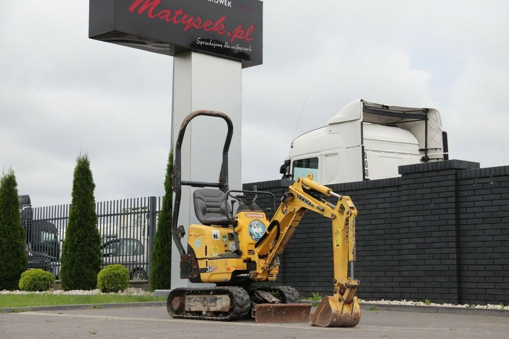 Yanmar SV 08 / MINI-DIGGER / 1400 MTH / 2015 YEAR / - Minikotró: 2 kép. Yanmar SV 08 / MINI-DIGGER / 1400 MTH / 2015 YEAR / - Minikotró: 2 kép.