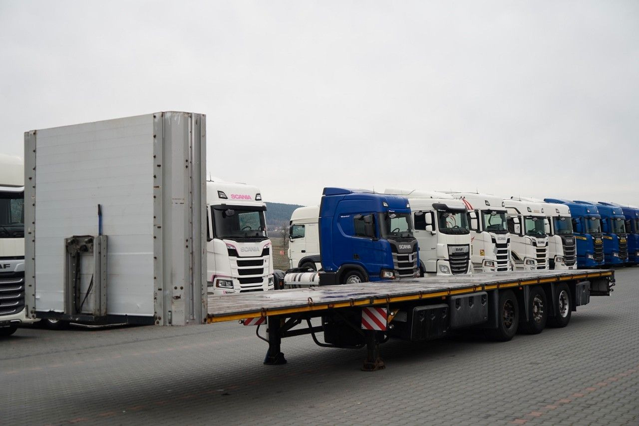 ZASŁAW PLATFORMA NISKOPODWOZIOWA + HAKI PODKONTENERY - Platós félpótkocsi: 5 kép. ZASŁAW PLATFORMA NISKOPODWOZIOWA + HAKI PODKONTENERY - Platós félpótkocsi: 5 kép.