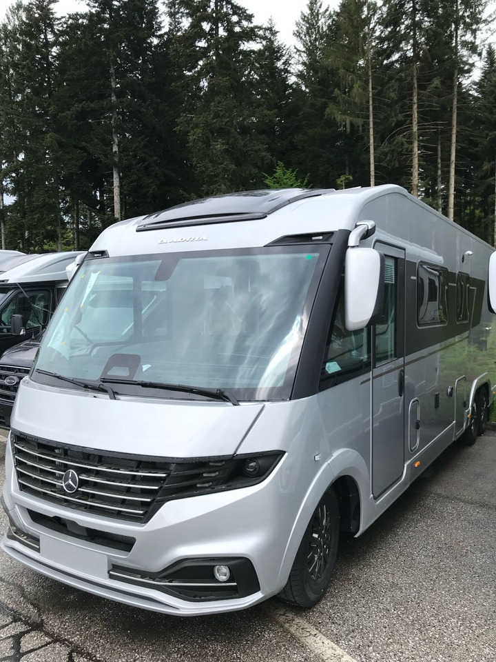 ADRIA Super Sonic 890 LC - Integrált lakóautó: 2 kép. ADRIA Super Sonic 890 LC - Integrált lakóautó: 2 kép.