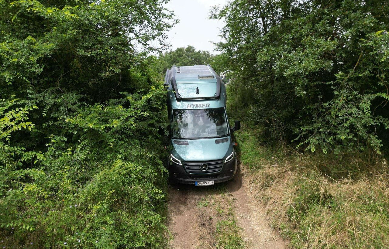 Hymer Venture S - Félintegrált lakóautó: 3 kép. Hymer Venture S - Félintegrált lakóautó: 3 kép.