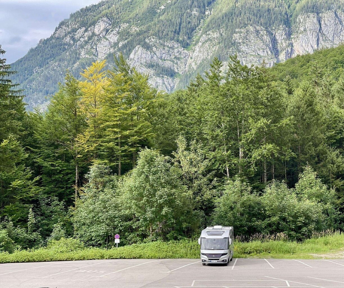 Adria Super Sonic 780SL - Lakóautó: 2 kép. Adria Super Sonic 780SL - Lakóautó: 2 kép.