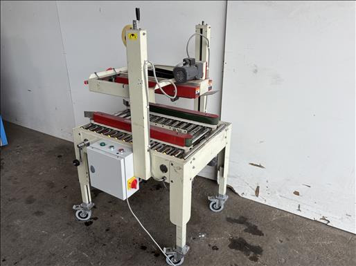 Carton sealer Case taper - Csomagológép: 3 kép. Carton sealer Case taper - Csomagológép: 3 kép.