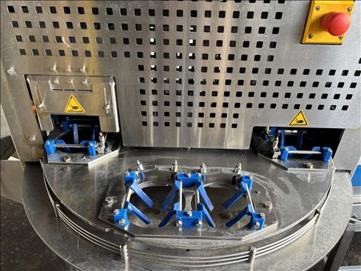 Foodcons F3000 wedging and slicing machine - Élelmiszer-feldolgozó gép: 3 kép. Foodcons F3000 wedging and slicing machine - Élelmiszer-feldolgozó gép: 3 kép.