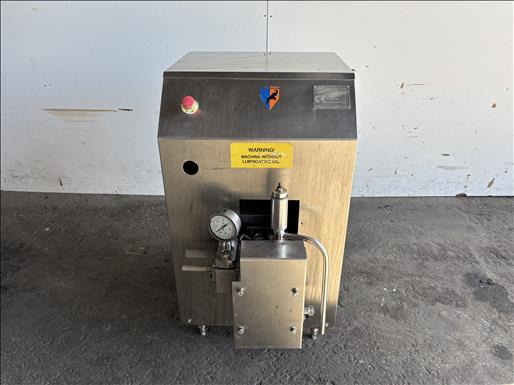 GEA Niro NS2006P Piston homogeniser - Élelmiszer-feldolgozó gép: 1 kép. GEA Niro NS2006P Piston homogeniser - Élelmiszer-feldolgozó gép: 1 kép.