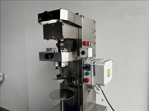 MEP AVT400 Capping machine - Élelmiszer-feldolgozó gép: 4 kép. MEP AVT400 Capping machine - Élelmiszer-feldolgozó gép: 4 kép.