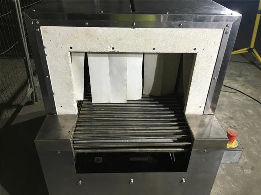 NNP heat shrink tunnel - Csomagológép: 4 kép. NNP heat shrink tunnel - Csomagológép: 4 kép.