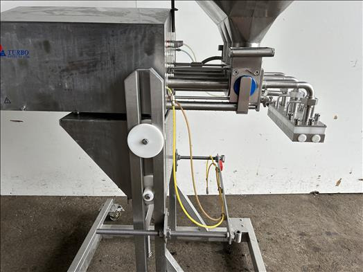 Élelmiszer-feldolgozó gép Turbo D253P Depositor: 6 kép.