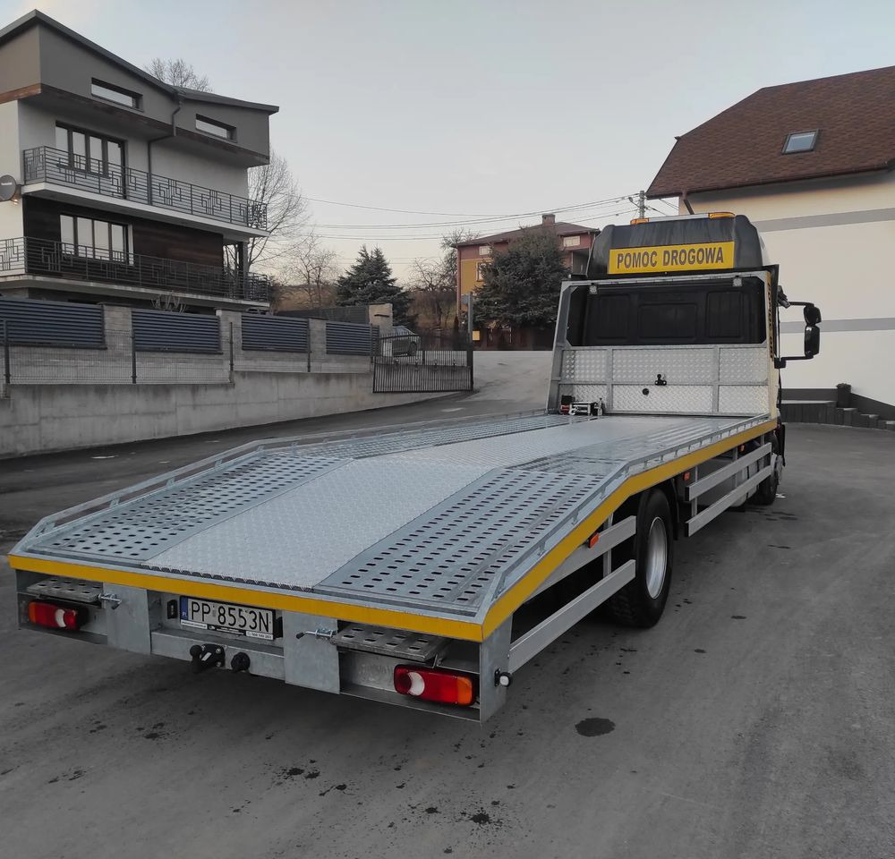 Iveco EUROCARGO / DMC 16T / LAWETA/ POMOC DROGOWA - Vontató: 2 kép. Iveco EUROCARGO / DMC 16T / LAWETA/ POMOC DROGOWA - Vontató: 2 kép.