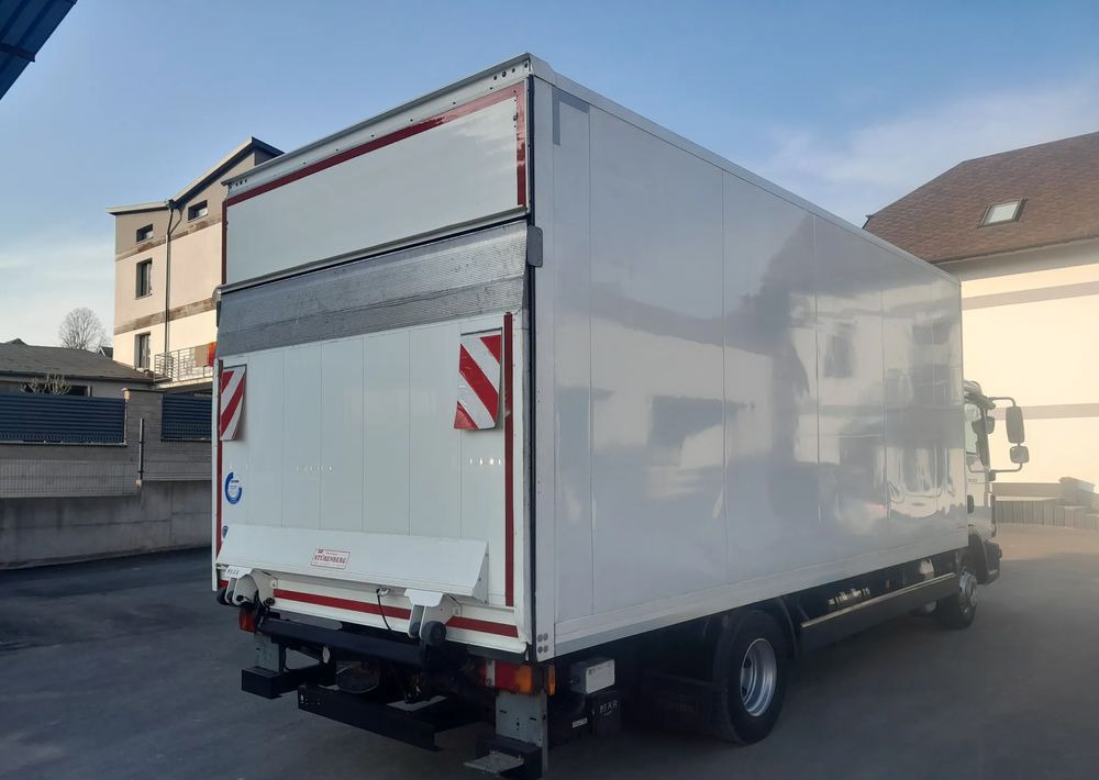 MAN TGL 12.250 NAUKA JAZDY / ELKA / L / MANUAL 8 / - Ponyvás teherautó: 3 kép. MAN TGL 12.250 NAUKA JAZDY / ELKA / L / MANUAL 8 / - Ponyvás teherautó: 3 kép.