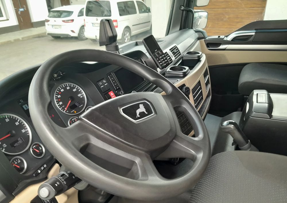 MAN TGL 12.250 nowe urządzenie hakowe SKIBICKI HKS 8/3300 ATEGO / TGM - Horgos rakodó teherautó: 2 kép. MAN TGL 12.250 nowe urządzenie hakowe SKIBICKI HKS 8/3300 ATEGO / TGM - Horgos rakodó teherautó: 2 kép.