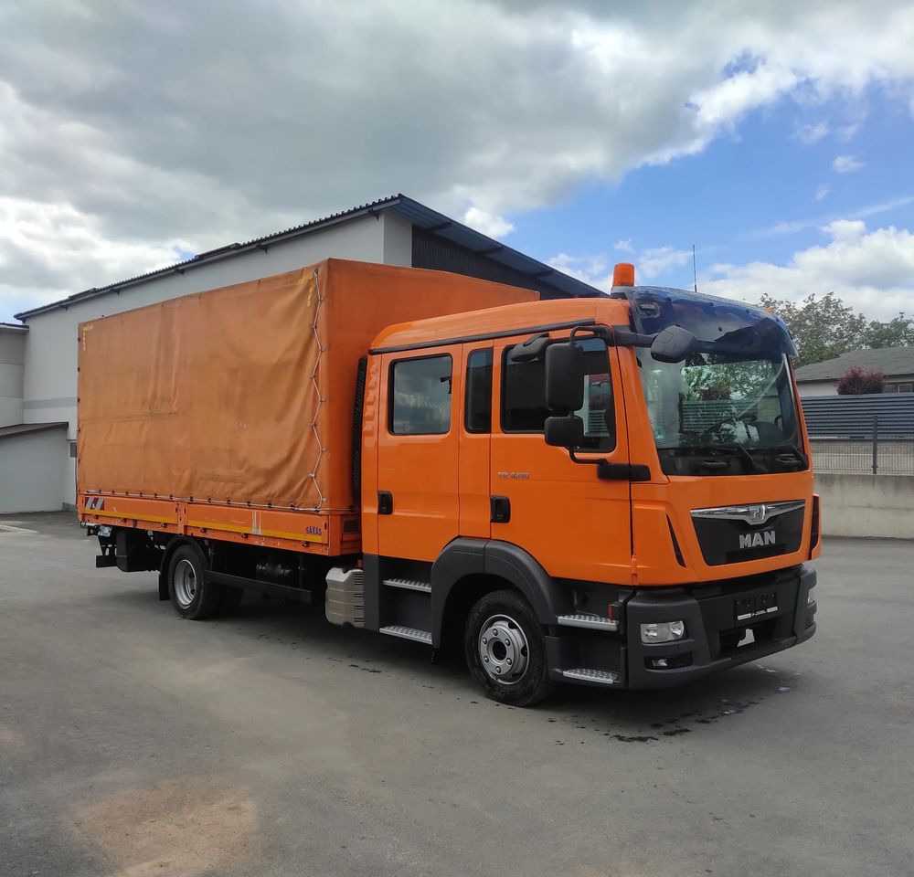 MAN TGL 8.180 DOKA / 6 OSOBOWY /BUTRO-PLANDEKA / - Ponyvás teherautó: 2 kép. MAN TGL 8.180 DOKA / 6 OSOBOWY /BUTRO-PLANDEKA / - Ponyvás teherautó: 2 kép.