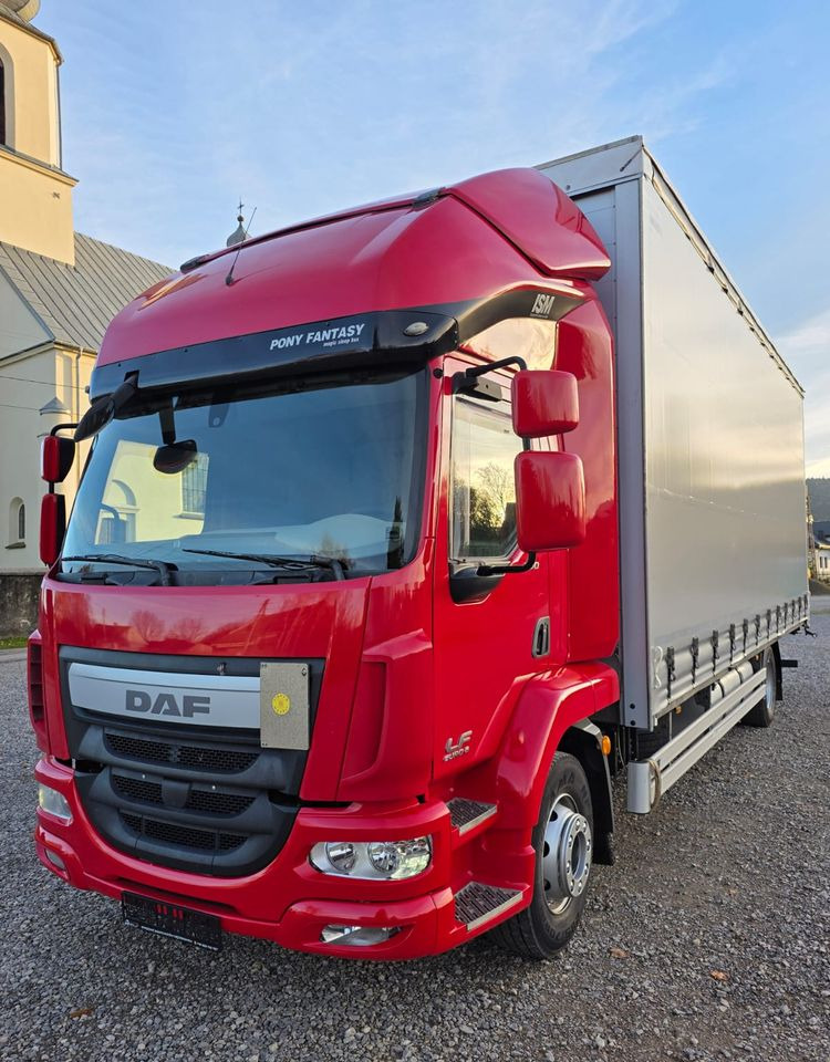 DAF LF 290 / WINDA / 16TON DMC / 3M WYSOKOŚĆ / JUMBO / FIRANKA / SYPIALKA / AUTOMAT / JEDEN WŁAŚCICIE / EURO 6 / 2017/ SPROWADZONY / 19 PALET / DUŻA ŁADOWNOŚĆ / - Ponyvás teherautó: 2 kép. DAF LF 290 / WINDA / 16TON DMC / 3M WYSOKOŚĆ / JUMBO / FIRANKA / SYPIALKA / AUTOMAT / JEDEN WŁAŚCICIE / EURO 6 / 2017/ SPROWADZONY / 19 PALET / DUŻA ŁADOWNOŚĆ / - Ponyvás teherautó: 2 kép.