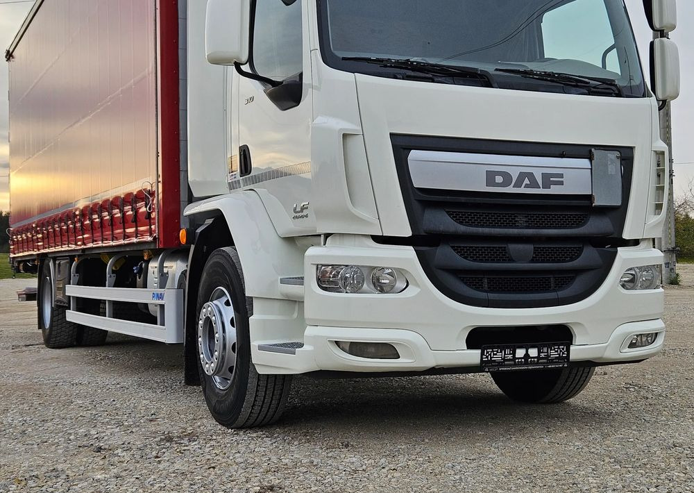 DAF LF 310/WINDA/FIRANKA/NOWE TURBO/NOWE SPRZĘGŁO/EURO 6/SPROWADZONY/20PALET/ŁADOWNOSC 10TON - Ponyvás teherautó: 4 kép. DAF LF 310/WINDA/FIRANKA/NOWE TURBO/NOWE SPRZĘGŁO/EURO 6/SPROWADZONY/20PALET/ŁADOWNOSC 10TON - Ponyvás teherautó: 4 kép.