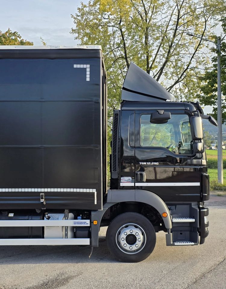 Ponyvás teherautó MAN TGM 12.290 / 15.290 / E6/ FIRANKA /BOCZNE DRZWI / BURTO-FIRANKA / 18PALET / WINDA / NISKI PRZEBIEG / 2018/ CAŁY NA PODUSZKACH / SERWISOWANY: 8 kép.