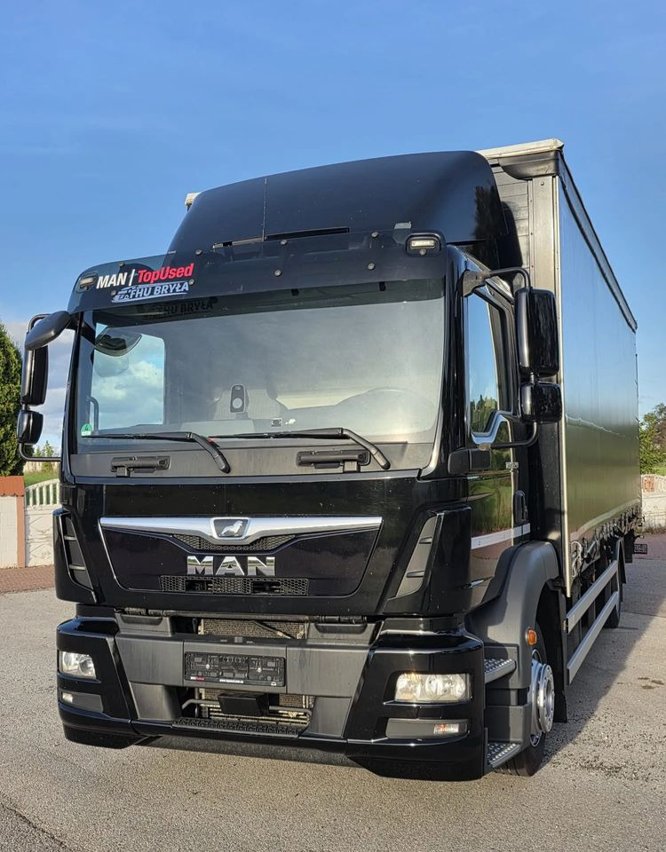 Ponyvás teherautó MAN TGM 12.290 / 15.290 / E6/ FIRANKA /BOCZNE DRZWI / BURTO-FIRANKA / 18PALET / WINDA / NISKI PRZEBIEG / 2018/ CAŁY NA PODUSZKACH / SERWISOWANY: 13 kép.