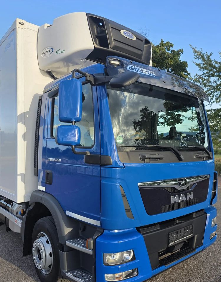 Hűtős teherautó MAN TGM 15.250 / CHŁODNIA / WINDA / 2018 ROK / 230 TYŚ KM / BOCZNE DRZWI / AUTOMAT / SPROWADZONY / E6 / 18  EUROPALET/: 9 kép.