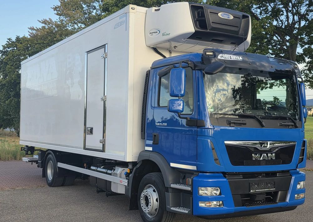 Hűtős teherautó MAN TGM 15.250 / CHŁODNIA / WINDA / 2018 ROK / 230 TYŚ KM / BOCZNE DRZWI / AUTOMAT / SPROWADZONY / E6 / 18  EUROPALET/: 13 kép.