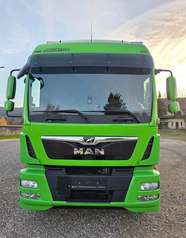 MAN TGM 18.320 / 18.290 / 15.290 / IZOTERMA / WINDA / 19PALET / E6 / 08.2018 / LIFT / SPROWADZONY / AUTOMAT / SYPIALKA / PIERWSZY WŁAŚCICIEL / BOCZNE DRZWI / STAN BARDZO DOBRY - Hűtős teherautó: 3 kép. MAN TGM 18.320 / 18.290 / 15.290 / IZOTERMA / WINDA / 19PALET / E6 / 08.2018 / LIFT / SPROWADZONY / AUTOMAT / SYPIALKA / PIERWSZY WŁAŚCICIEL / BOCZNE DRZWI / STAN BARDZO DOBRY - Hűtős teherautó: 3 kép.