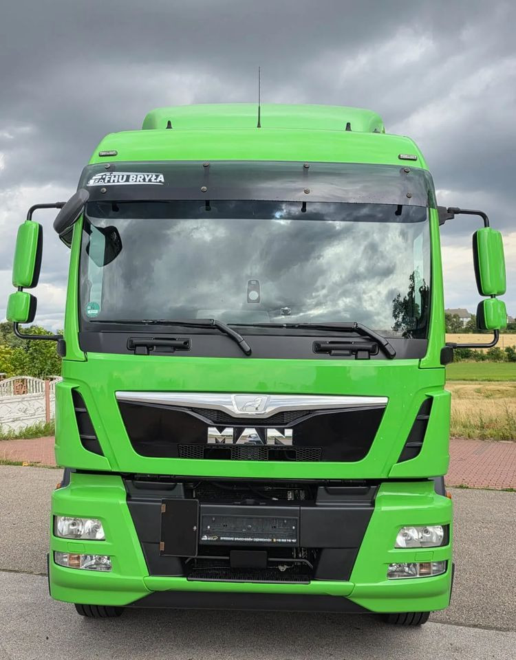 MAN TGM 18.340 / 18.290 / E6 / NISKI PRZEBIEG / 2016 / SERWISOWANY / ROZSTAW OSI 5.7M / RAMA DO ZABUDOWY / SYPIALKA / STAN BARDZO DOBRY / AUTOMAT - Ponyvás teherautó: 3 kép. MAN TGM 18.340 / 18.290 / E6 / NISKI PRZEBIEG / 2016 / SERWISOWANY / ROZSTAW OSI 5.7M / RAMA DO ZABUDOWY / SYPIALKA / STAN BARDZO DOBRY / AUTOMAT - Ponyvás teherautó: 3 kép.