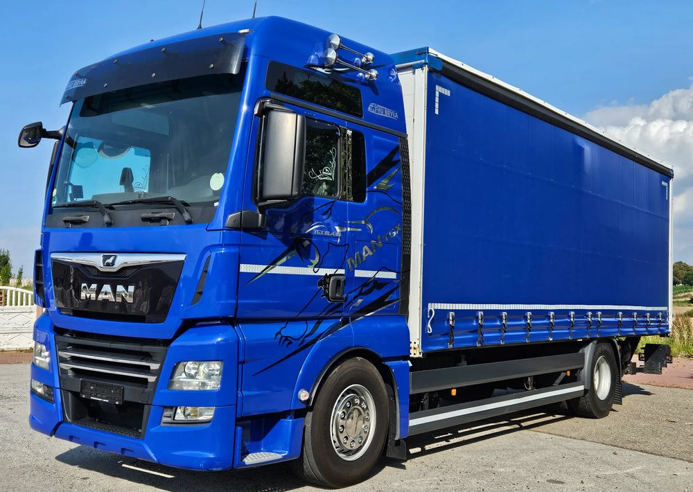 MAN TGX 18.430 / FIRANKA / WINDA / KLIMA POSTOJOWA / 300TYŚ PRZEBIEG / 2020 /E6 / KLIMA POSTOJOWA / SPROWADZONY / JAK NOWY / AUTOMAT - Ponyvás teherautó: 1 kép. MAN TGX 18.430 / FIRANKA / WINDA / KLIMA POSTOJOWA / 300TYŚ PRZEBIEG / 2020 /E6 / KLIMA POSTOJOWA / SPROWADZONY / JAK NOWY / AUTOMAT - Ponyvás teherautó: 1 kép.