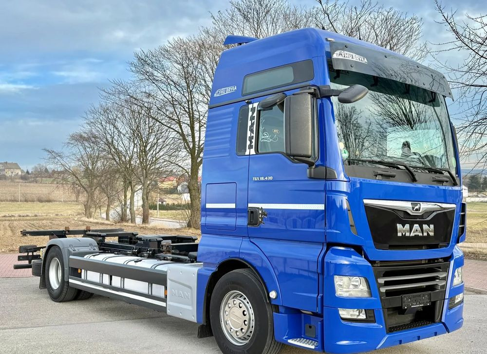 MAN TGX 18.430/SPROWADZONY/DO ŻYWCA/DO BYDŁA/2020/KLIMA POSTOJOWA/SERWISOWANY/JAK NOWY/NISKI PRZEBIEG/RAMA/BDF/E6 - Alvaz teherautó: 1 kép. MAN TGX 18.430/SPROWADZONY/DO ŻYWCA/DO BYDŁA/2020/KLIMA POSTOJOWA/SERWISOWANY/JAK NOWY/NISKI PRZEBIEG/RAMA/BDF/E6 - Alvaz teherautó: 1 kép.