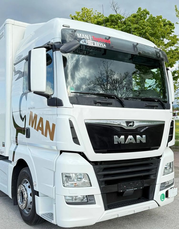 MAN TGX 18.500/18.430/TGM/TGL/2019/KONTENER/IZOTERMA/WINDA/18PALET/JAK NOWY/E6/SPROWADZONY/SERWISOWANY - Dobozos felépítményű teherautó: 4 kép. MAN TGX 18.500/18.430/TGM/TGL/2019/KONTENER/IZOTERMA/WINDA/18PALET/JAK NOWY/E6/SPROWADZONY/SERWISOWANY - Dobozos felépítményű teherautó: 4 kép.