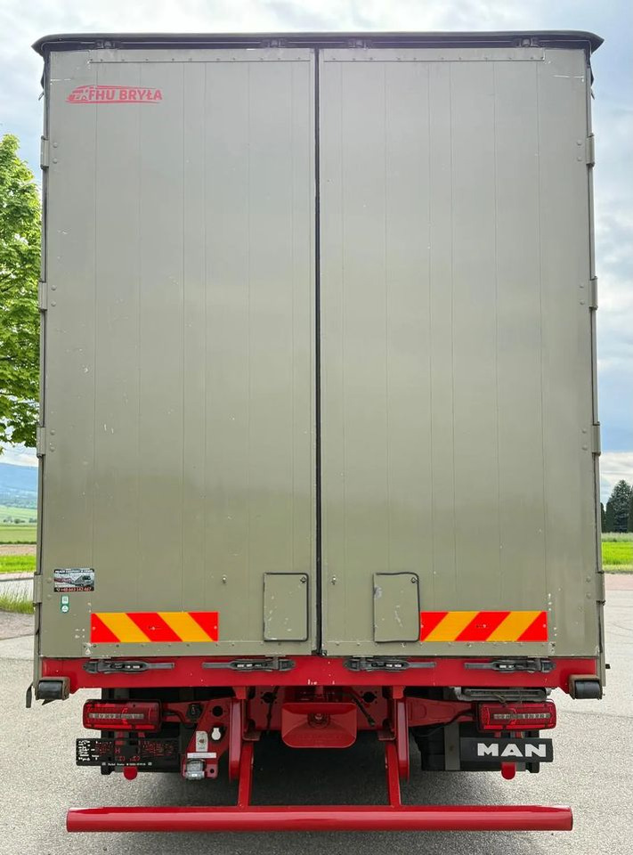 Ponyvás teherautó MAN TGX 26.500 / LIFT / 6X2 / KLIMA POSTOJOWA / 18PALET / E6 / FIRANKA / 18 TON ŁADOWNOŚĆ / WINDA / NISKI PRZEBIEG / JEDEN WŁAŚCICIEL / PODWIESZANA OŚ: 9 kép.