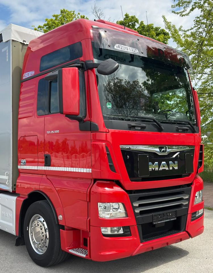 Ponyvás teherautó MAN TGX 26.500 / LIFT / 6X2 / KLIMA POSTOJOWA / 18PALET / E6 / FIRANKA / 18 TON ŁADOWNOŚĆ / WINDA / NISKI PRZEBIEG / JEDEN WŁAŚCICIEL / PODWIESZANA OŚ: 16 kép.