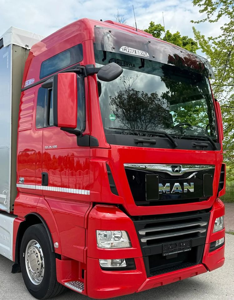 MAN TGX 26.500/LIFT/6X2/KLIMA POSTOJOWA/18PALET/E6/FIRANKA/WINDA/NISKI PRZEBIEG/JEDEN WŁAŚCICIEL/PODWIESZANA OŚ - Ponyvás teherautó: 3 kép. MAN TGX 26.500/LIFT/6X2/KLIMA POSTOJOWA/18PALET/E6/FIRANKA/WINDA/NISKI PRZEBIEG/JEDEN WŁAŚCICIEL/PODWIESZANA OŚ - Ponyvás teherautó: 3 kép.