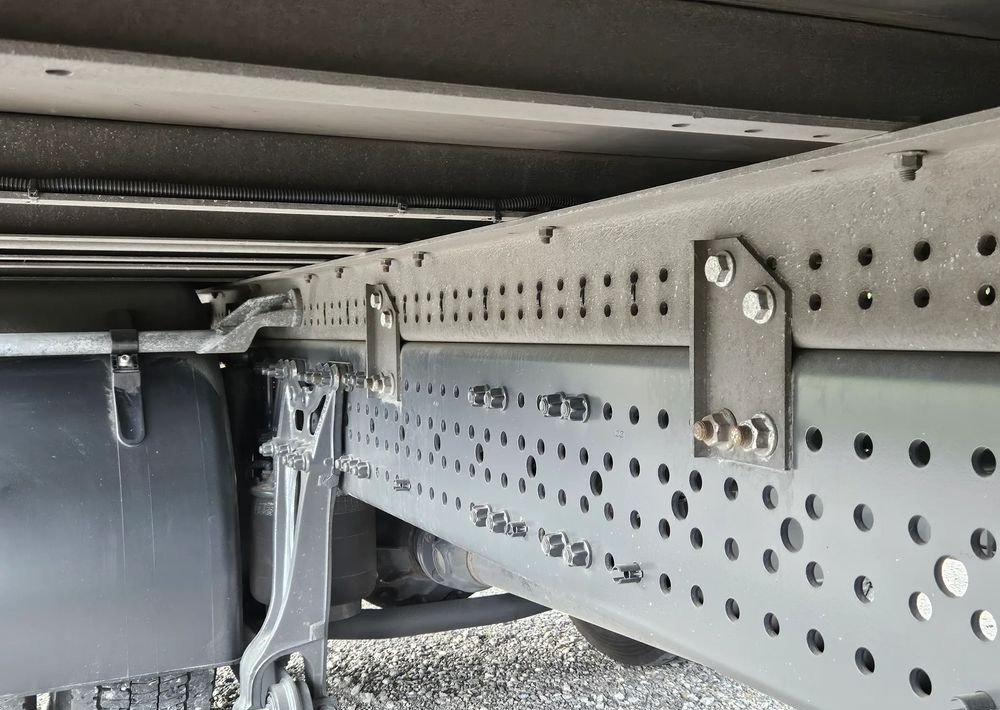 Ponyvás teherautó Mercedes-Benz ACTROS 1830/1827/1832/FIRANKA/WINDA/18 EUROPALET/AUTOMAT/Z NIEMIEC/2017/DUŻA ŁADOWNOŚĆ: 16 kép.